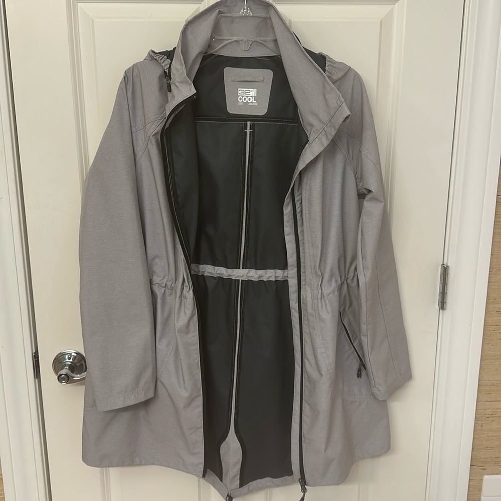 32 degrees cool s grey shell/rain coat